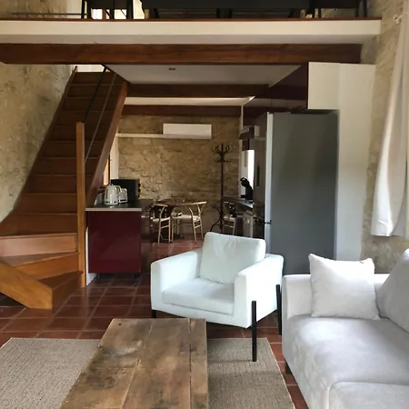 Charmante Maison De Village Au Coeur Historique De Prázdninový dům *